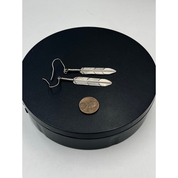 LP Signed Native American Navajo 925 Sterling Silver Feather Dangle Earrings - Picture 6 of 9